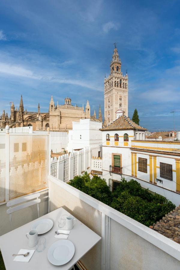 דירות סביליה Historic Building Cathedral מראה חיצוני תמונה